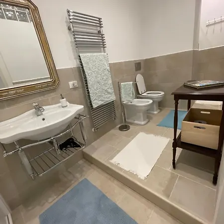 Charming Apartment La Spezia